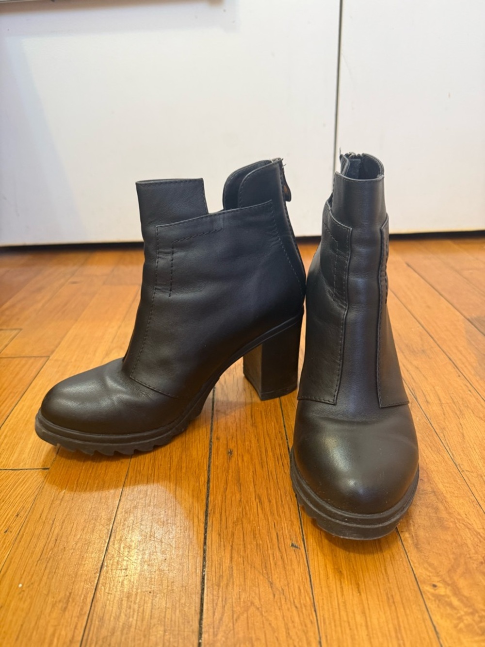 Black Leather Block Heel Ankle Boots